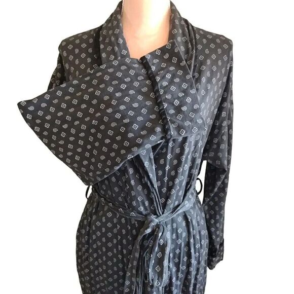 Victoria's Secret Vntg Black White Paisley Print Long Robe with Pockets Large - Picture 4 of 17